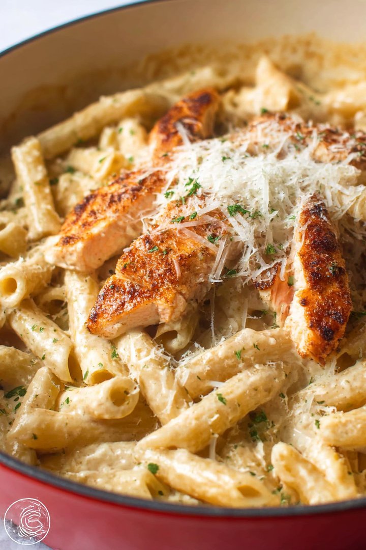 Creamy Garlic Parmesan Chicken Pasta in One Pot image 2