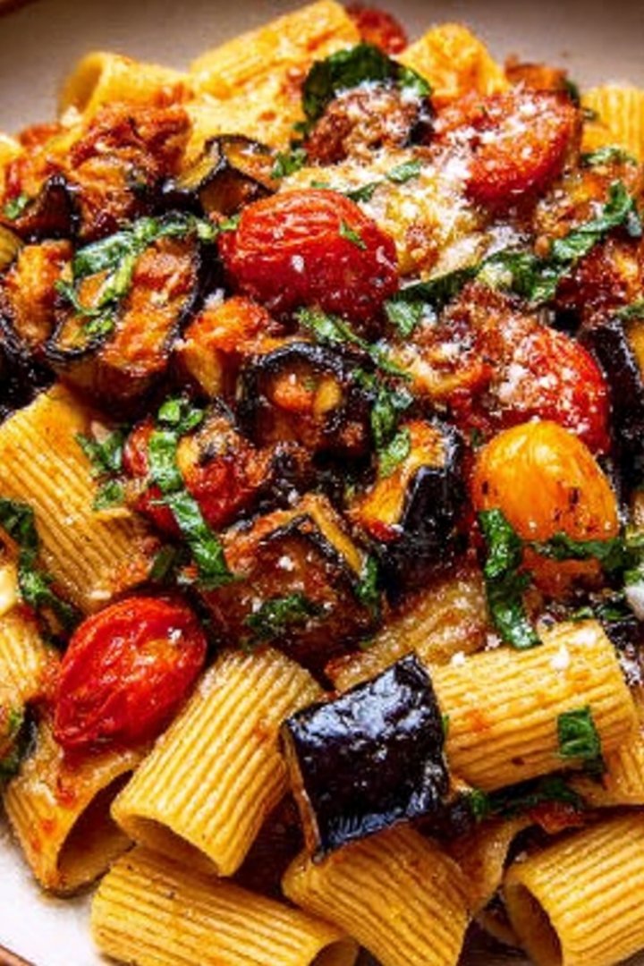 Eggplant and Fresh Tomato Pasta image 2